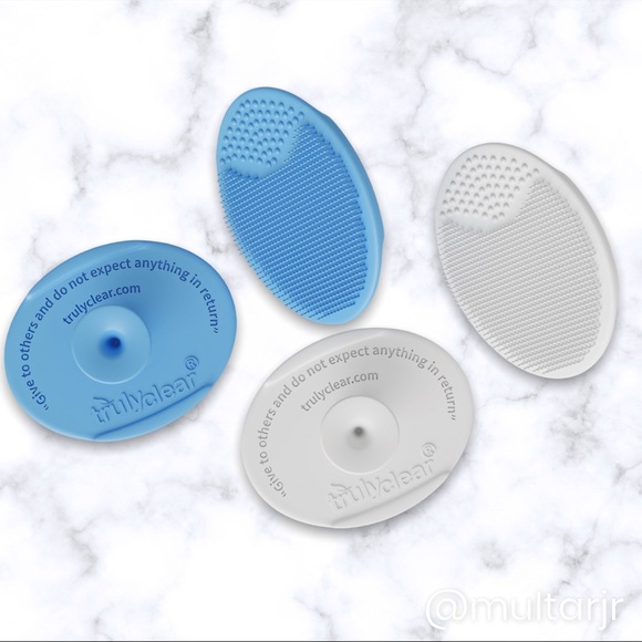 NWT Truly Clear Cleansing Pads (4pk) - Picture 2 of 14